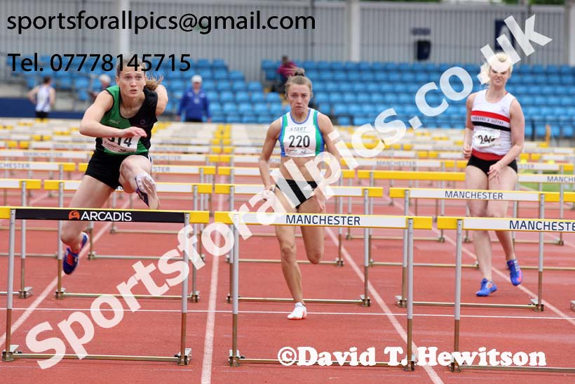 Senior womens100 metres hurdles, Northern Senior and Under-20s Champs., SportsCity, Manchester. Photo: David T. Hewitson/Sports for All Pics